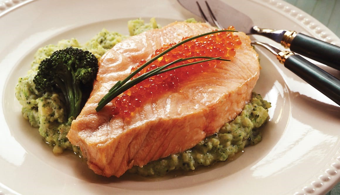 full_butterflied-norwegian-salmon-with-potato-broccoli-puree